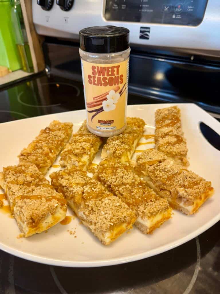 Apple Pie Cheesecake Bars | Smash Seasonings